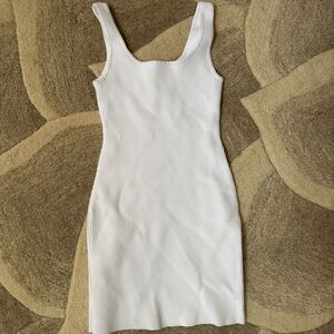 Babaton White Ribbed Sculpt Knit Top